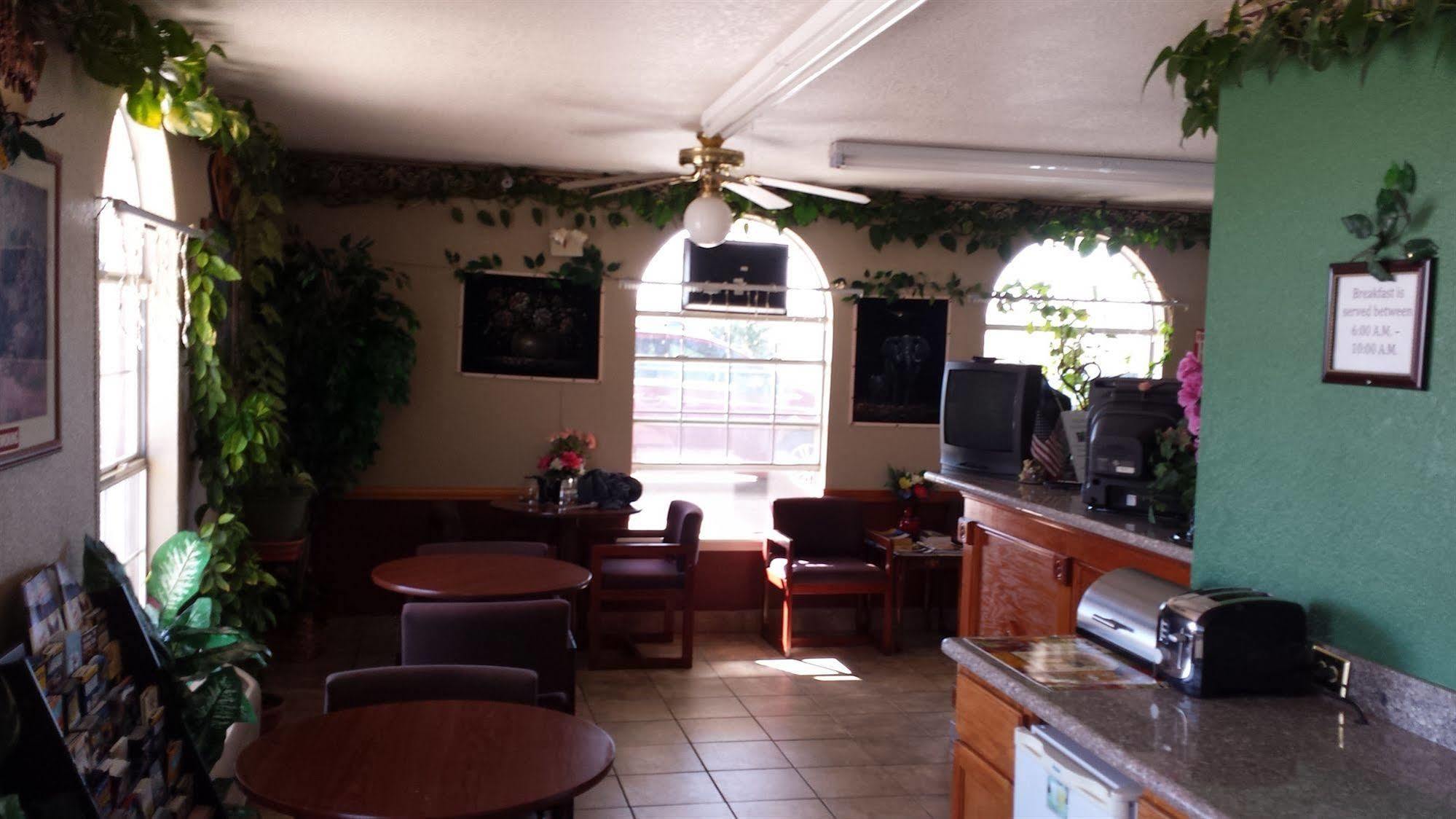 Green Country Inn Henryetta Экстерьер фото