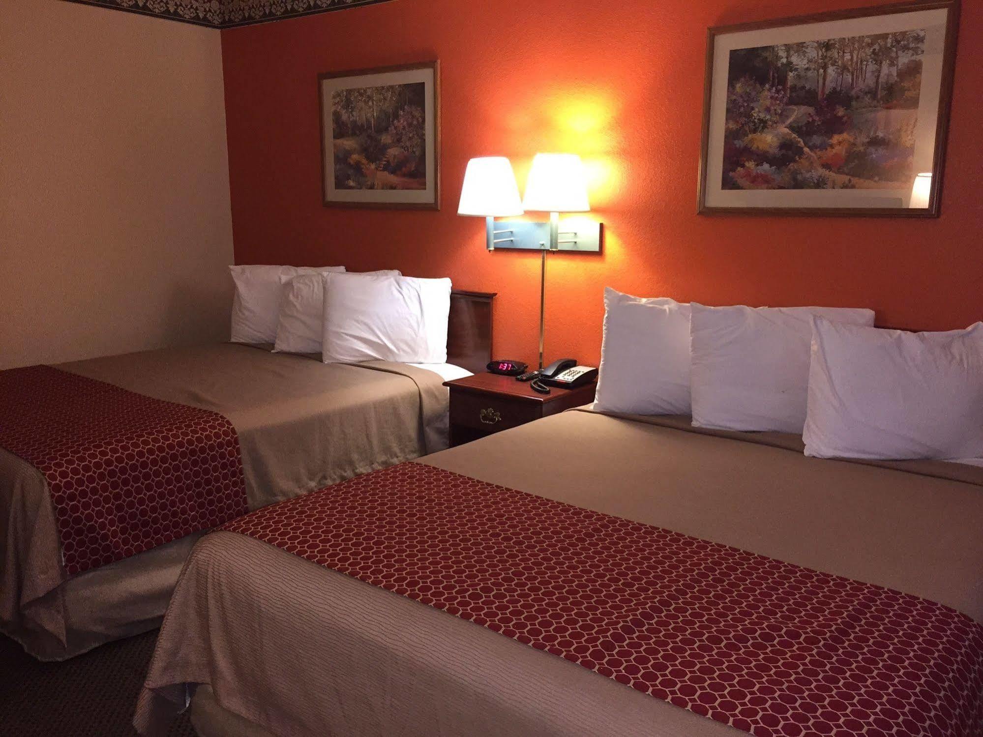 Green Country Inn Henryetta Экстерьер фото